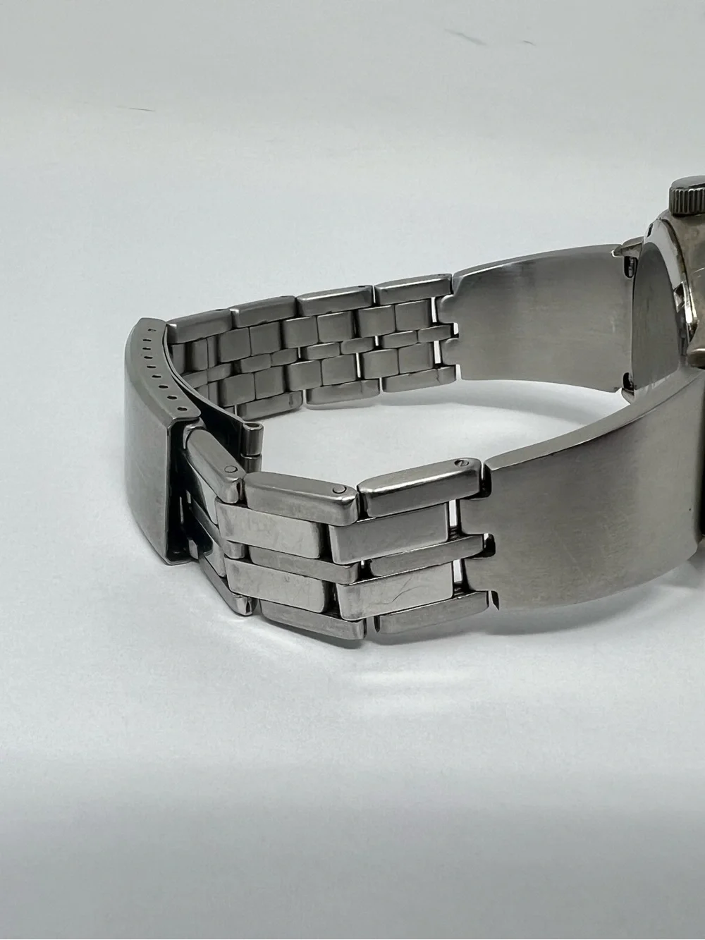 Vintage Fossil Men’s Watch JR 7845 Big Tic Black Dial Stainless Steel Scratches